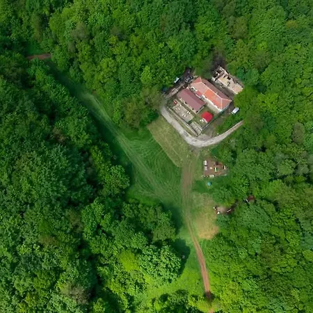 Jaktstuga Bonsovi Poliani Hut